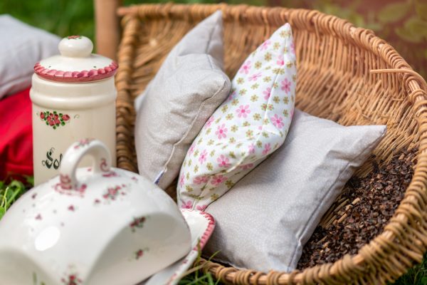HERBAL HEAT PADS